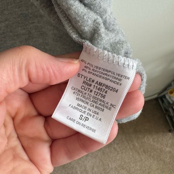 Pleione gray open front ruffled sleeve knit cardigan top size small - Picture 5 of 5